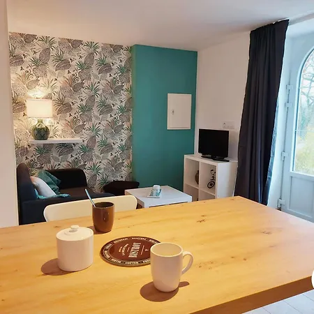 L'etoile Du Berger 度假居 Montsûrs